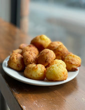 Load image into Gallery viewer, Cheese Buns (Pao de Queijo)
